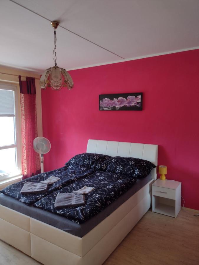 Apartmens Kv Karlsbad Buitenkant foto
